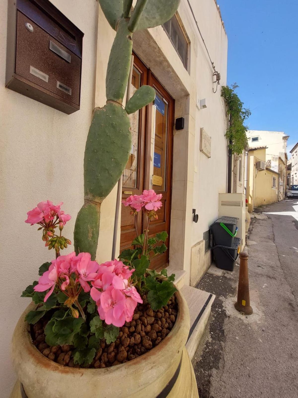 Squisita Home Noto Bagian luar foto